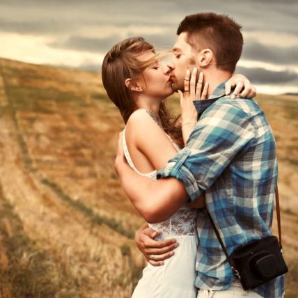 7 stvari koje pokazuju da ste srce dali pogrešnoj osobi: obratite pažnju na ove signale u ljubavnom odnosu