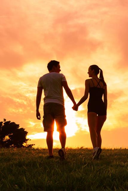 KAKO DA ISKORISTITE ZAKON PRIVLAČENJA ZA LJUBAV: 7 koraka da privučete pravog partnera u svoj život