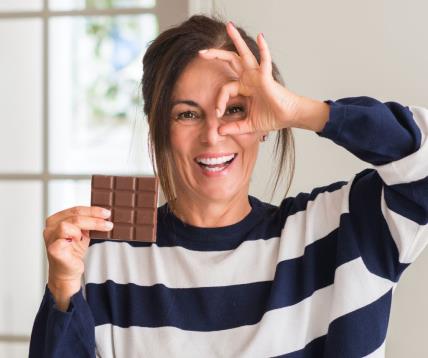 Kako čokolada utiče na zdravlje žene.