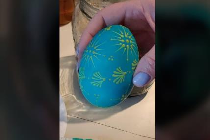 Ukrašavanje jaja voskom za Uskrs