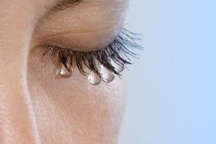 Zašto je dobro plakati i na koji način nam to pomaže