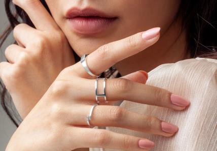 Šta znači svaki prst na kojem nosite prsten.