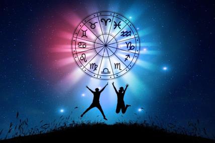 Zodijački krug i ljudi koji skaču