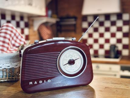 Bordo radio u kuhinji