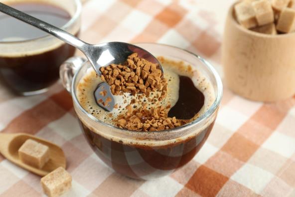 Dodsvanje začina u kafu