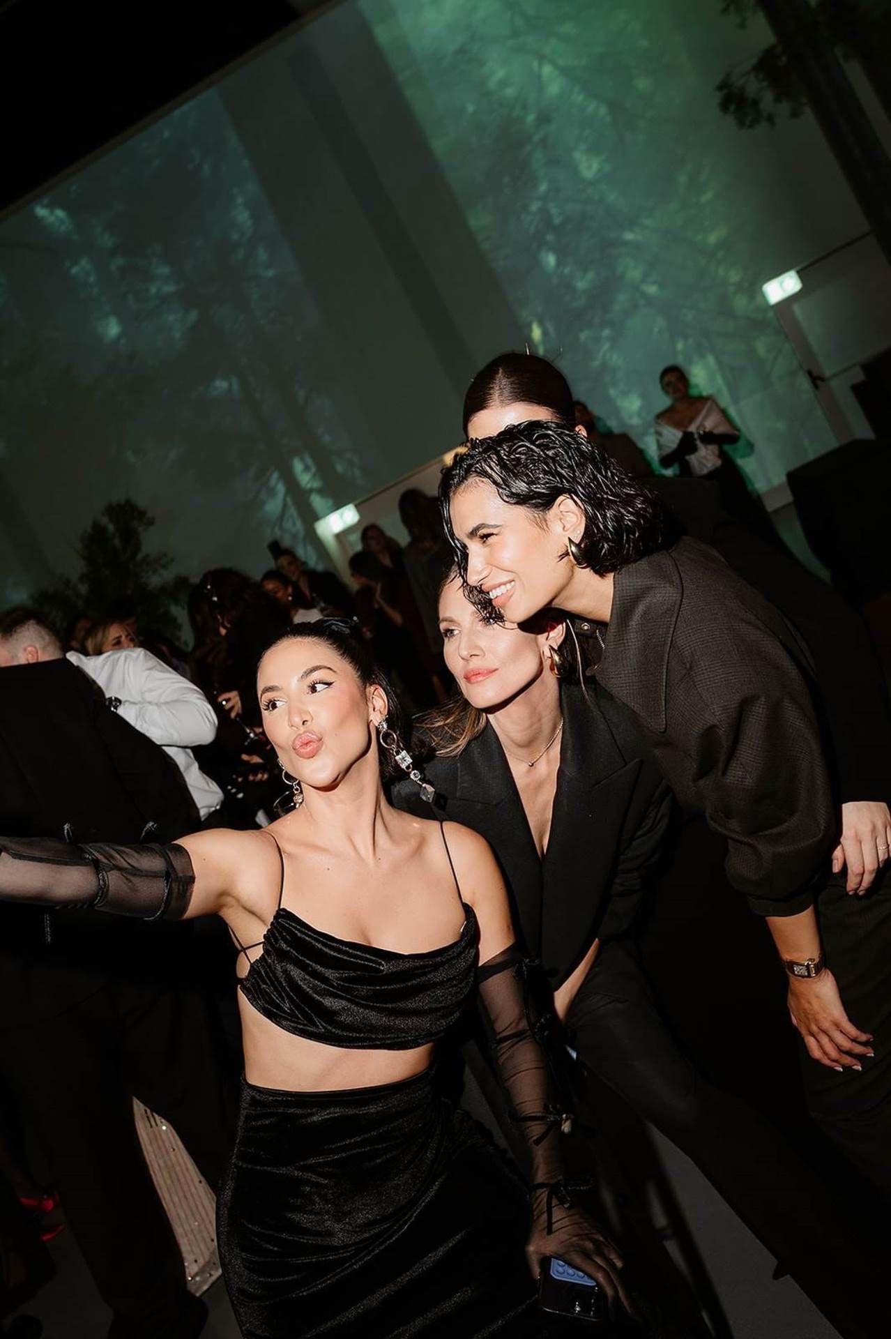 Zavirite u atmosferu elle style awardsa 2023.