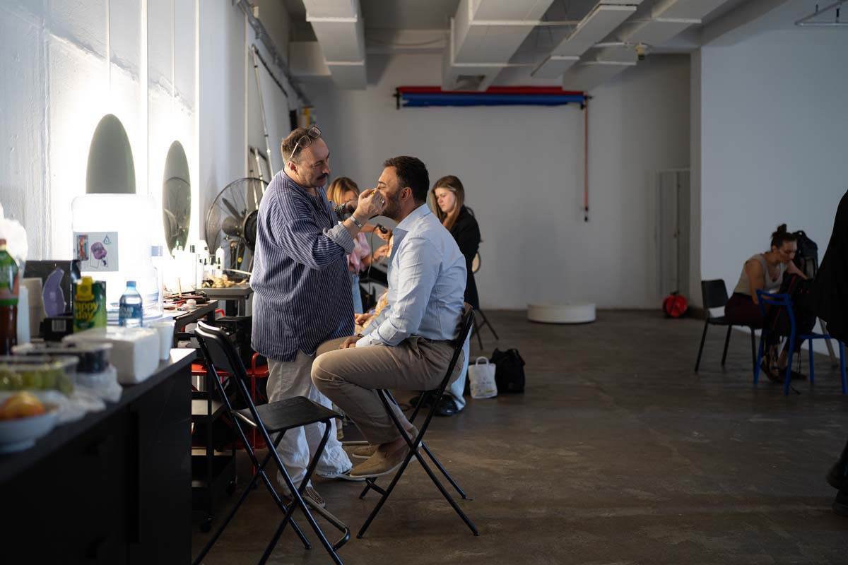 Poznati muškarci na setu slikanja za naslovnu stranu magazina Lepa i Srećna