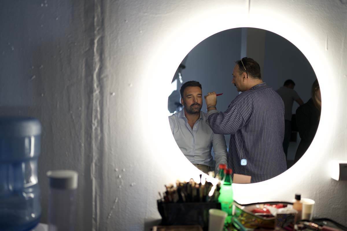 Poznati muškarci na setu slikanja za naslovnu stranu magazina Lepa i Srećna