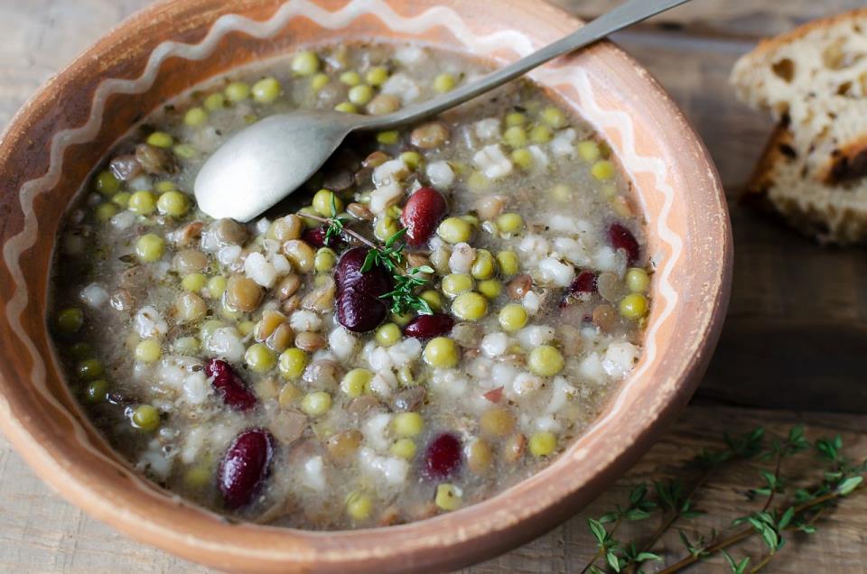 Recept za prolećnu supu punu vlakana i proteina.